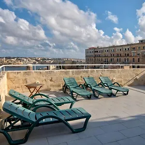 Apartment Vallettastay - Lucky Star Two Bedroom 303, Valletta