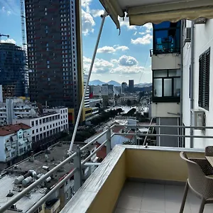 https://center-view-luxury-apartment.albaniahotels.org